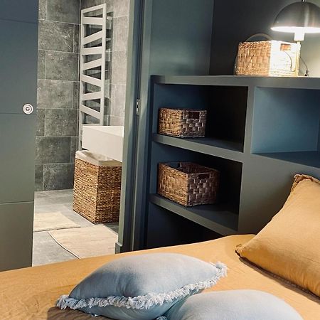 Chambre Dans Maison De Ville Avec Piscine Et Garage En Centre Ville Montpellier Eksteriør billede
